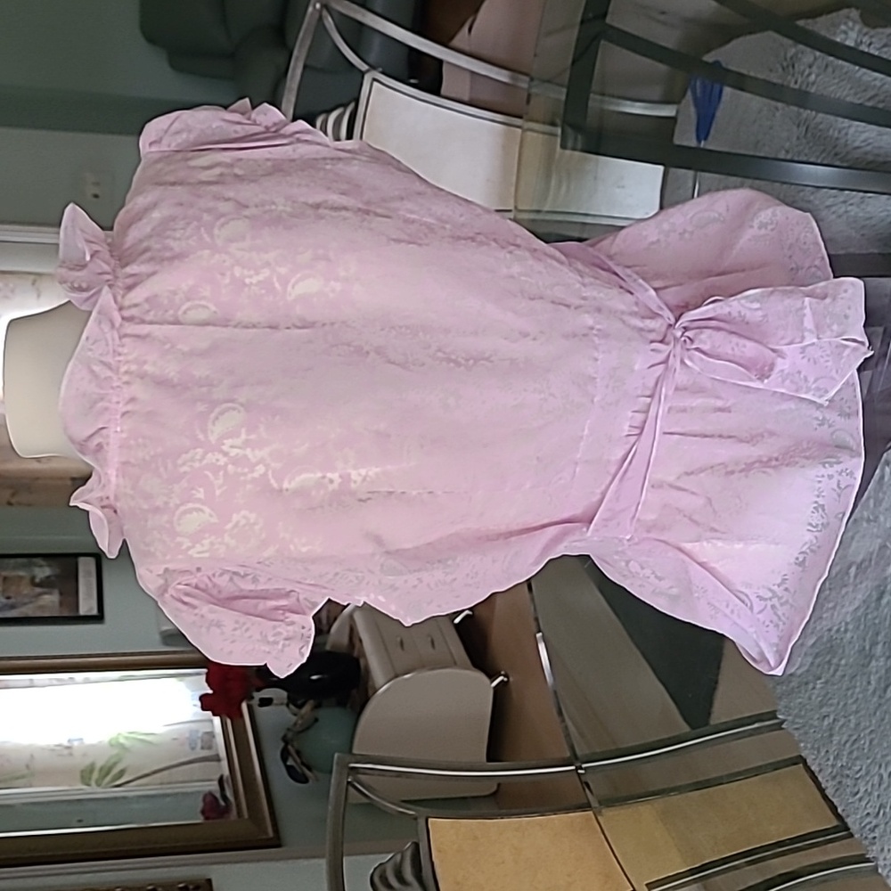 Pink Ruffled Ladie's Top ❤️ - Picture 3 of 8